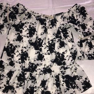 Liberty Off the shoulder top